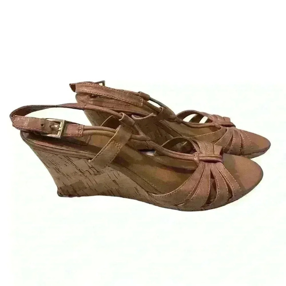 Clarks Bendables Women's Brown Leather Cork Wedge  Heel Strappy Sandals Sz 11 - Picture 1 of 5